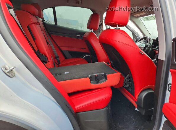 ZASPAKAN1M7D15038 2021 ALFA ROMEO STELVIO Silver Rear seats view