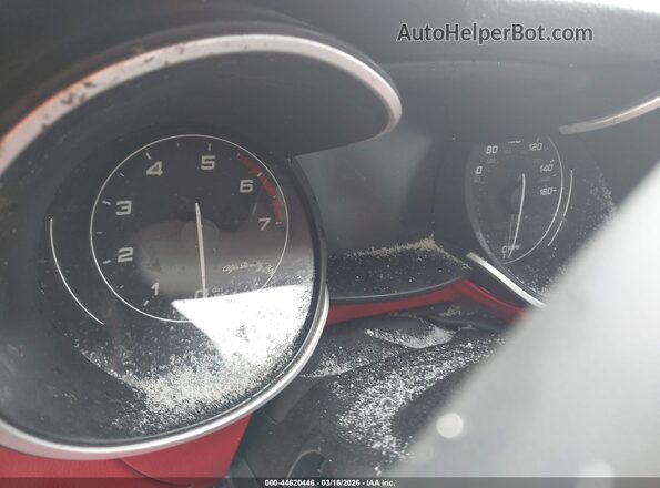 ZASPAKAN5K7C59344 2019 ALFA ROMEO STELVIO Red სალონის 360-გრადუსიანი ხედი