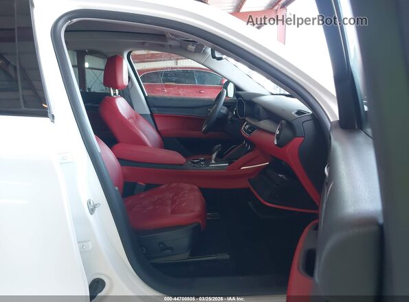 ZASPAKAN6K7C70000 2019 ALFA ROMEO STELVIO White წინა სალონის ხედი