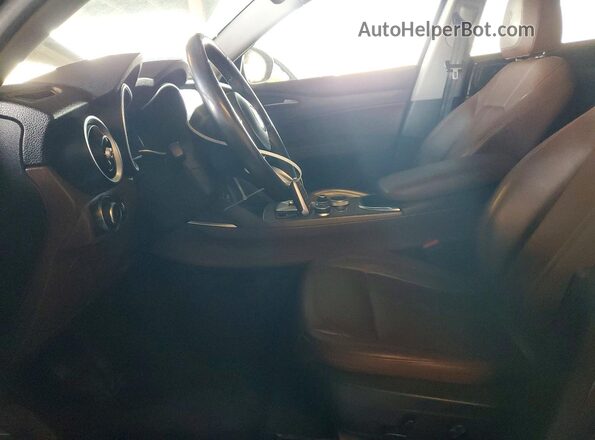 ZASPAKBN2L7C97596 2020 ALFA ROMEO STELVIO Gray წინა სალონის ხედი