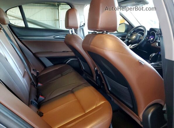ZASPAKBN2L7C97596 2020 ALFA ROMEO STELVIO Gray უკანა სალონის ხედი