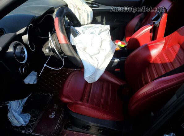 ZASPAKBN2P7D55745 2023 ALFA ROMEO STELVIO Black Front interior view
