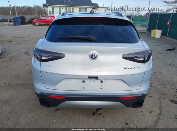 ZASPAKBN2R7D82060 2024 ALFA ROMEO STELVIO Silver 