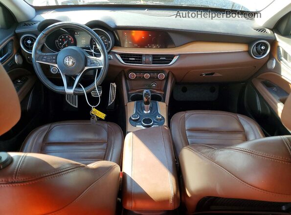 ZASPAKBN4K7C29556 2019 ALFA ROMEO STELVIO White 