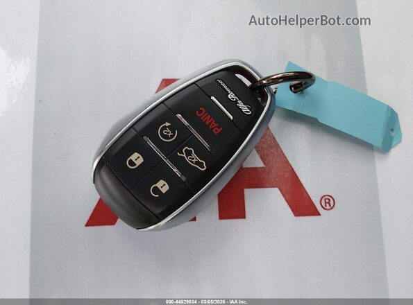 ZASPAKBN4M7D18739 2021 ALFA ROMEO STELVIO Серый Вид панели приборов