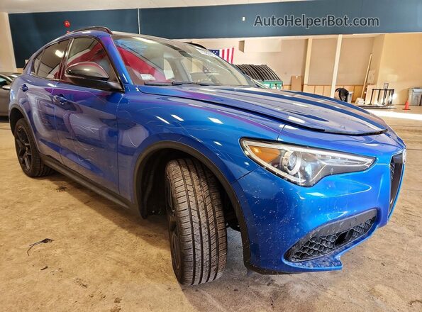 ZASPAKBN7K7C51793 2019 ALFA ROMEO STELVIO Blue Front right