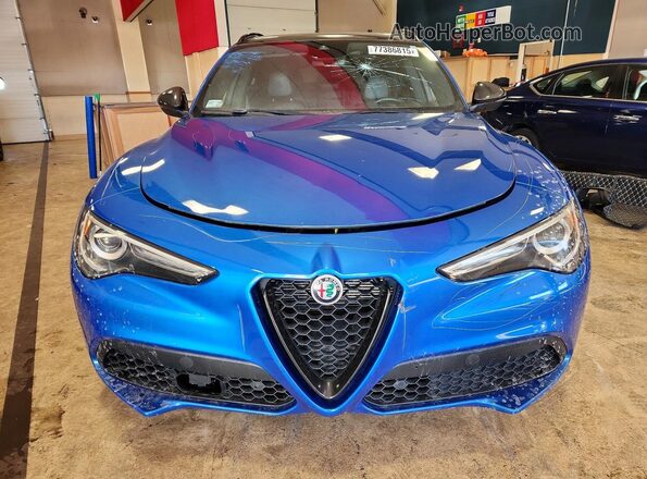 ZASPAKBN7K7C51793 2019 ALFA ROMEO STELVIO Blue Front view