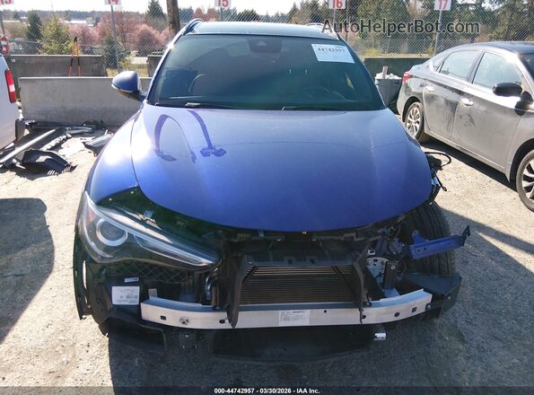 ZASPAKBN7N7D26982 2022 ALFA ROMEO STELVIO Blue Rear interior view