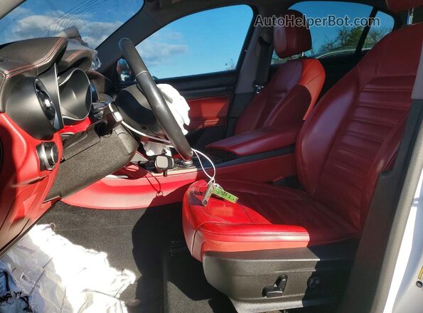 ZASPAKBN9K7C41623 2019 ALFA ROMEO STELVIO White Widok wnętrza z przodu