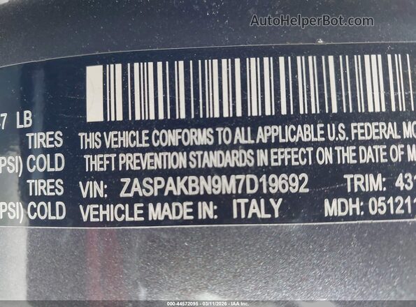 ZASPAKBN9M7D19692 2021 ALFA ROMEO STELVIO Серый Вид подкапотного пространства