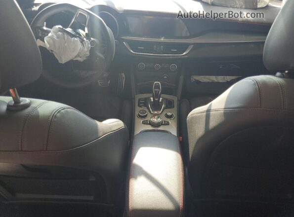 ZASPAKBN9S7D96432 2025 ALFA ROMEO STELVIO White Առջևի վահանակի տեսք