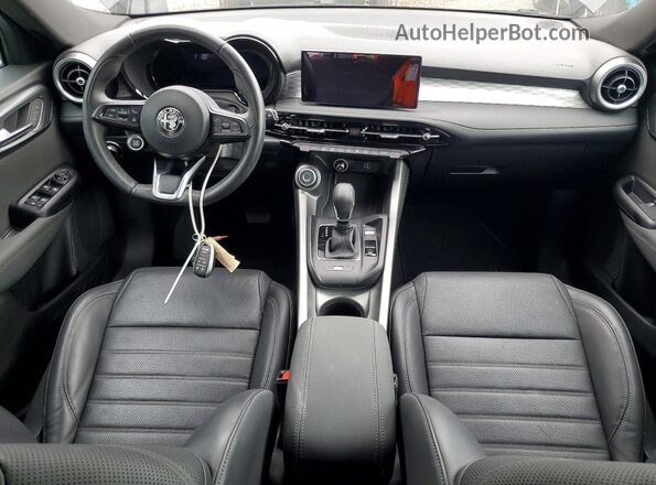 ZASPATCWXR3053222 2024 ALFA ROMEO OTHER Черный Вид панели приборов