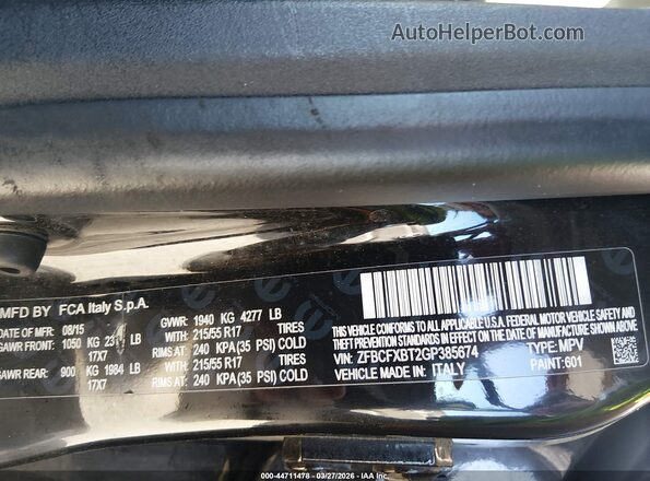 ZFBCFXBT2GP385674 2016 FIAT 500X Black Engine compartment view