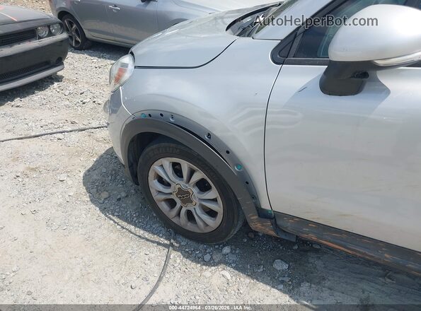ZFBCFXBT5GP464837 2016 FIAT 500X Серебряный Вид задней части салона