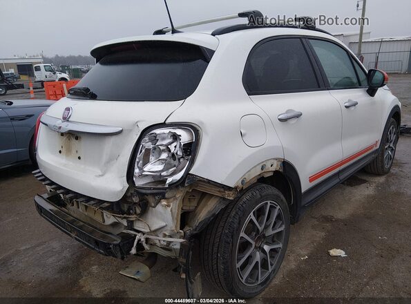 ZFBCFXCB3JP708059 2018 FIAT 500X White Rear right