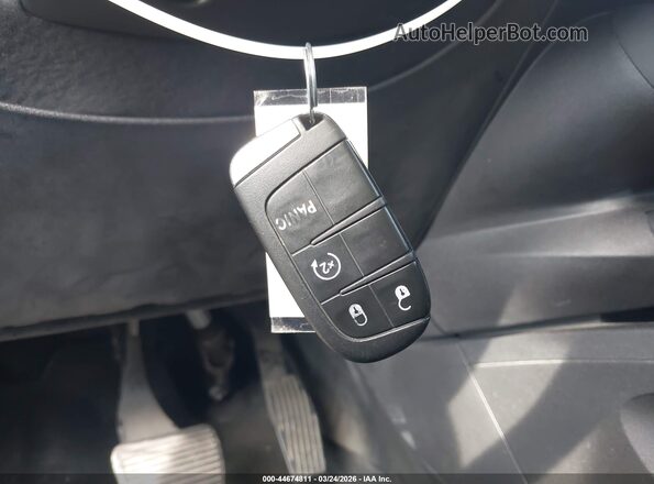 ZFBCFXCB9HP611460 2017 FIAT 500X White Вид панелі приладів