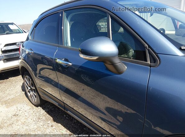 ZFBCFXCBXHP599027 2017 FIAT 500X Blue Սալոնի հետևի տեսք