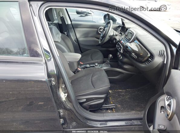 ZFBCFYAB5HP542288 2017 FIAT 500X Черный Вид салона спереди