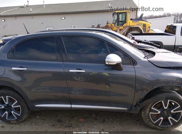 ZFBCFYAB5JP670455 2018 FIAT 500X Black Vista interior trasera