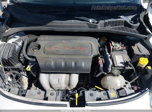 ZFBCFYAB6HP594044 2017 FIAT 500X Белый Вид сзади