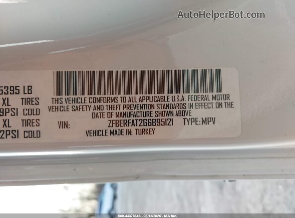 ZFBERFAT2G6B95121 2016 RAM PROMASTER CITY White Trasero derecho