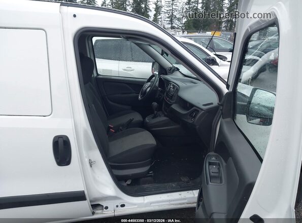 ZFBHRFAB5L6P75376 2020 RAM PROMASTER CITY White წინა სალონის ხედი