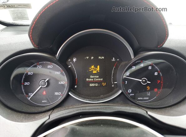 ZFBNF3B14PP988450 2023 FIAT 500X Black Widok zestawu wskaźników