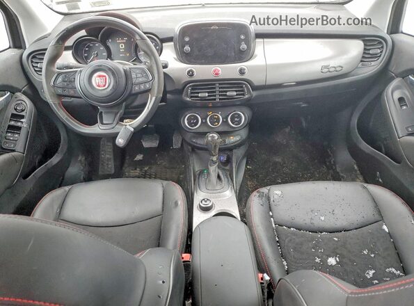 ZFBNF3B14PP988450 2023 FIAT 500X Black Widok deski rozdzielczej