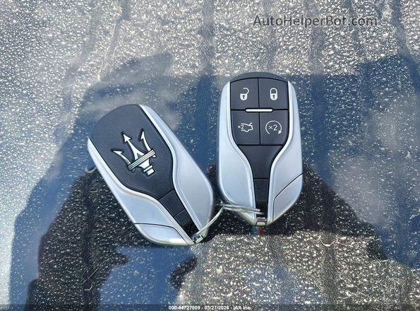 ZN661XUS5MX363885 2021 MASERATI LEVANTE Black Widok deski rozdzielczej