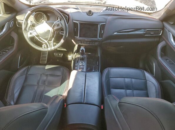ZN661XUS9JX284280 2018 MASERATI LEVANTE Black Առջևի վահանակի տեսք