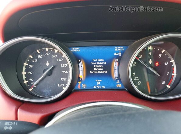 ZN661YUS0KX323555 2019 MASERATI LEVANTE Gray Widok zestawu wskaźników