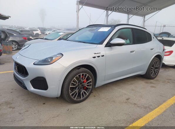 ZN682AVMXP7428883 2023 MASERATI GRECALE Silver წინა მარცხენა ხედი სამი მეოთხედიდან