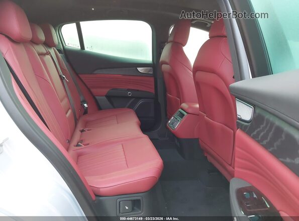 ZN682AVMXP7428883 2023 MASERATI GRECALE Silver VIN კოდის სტიკერის ხედი