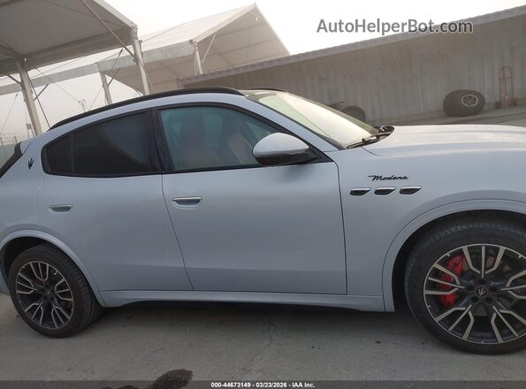 ZN682AVMXP7428883 2023 MASERATI GRECALE Silver უკანა სალონის ხედი