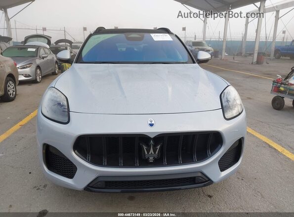 ZN682AVMXP7428883 2023 MASERATI GRECALE Silver ხელსაწყოთა პანელის ხედი