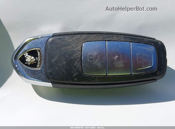 ZPBUA1ZL2KLA04790 2019 LAMBORGHINI URUS Silver Dashboard view