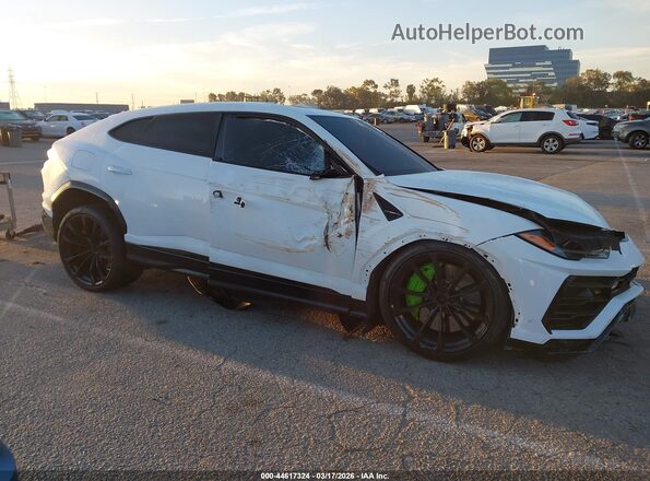 ZPBUA1ZL9NLA19906 2022 LAMBORGHINI URUS Белый Вид задней части салона