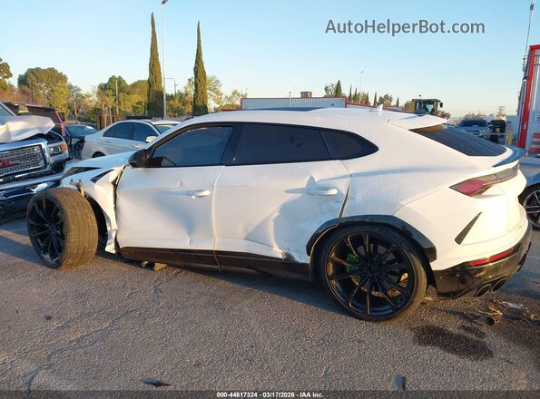 ZPBUA1ZL9NLA19906 2022 LAMBORGHINI URUS Белый Панорамный вид салона 360°