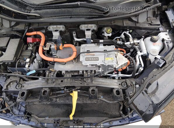jn1df0bbxrm736872 2024 NISSAN OTHER Blue უკანა ხედი