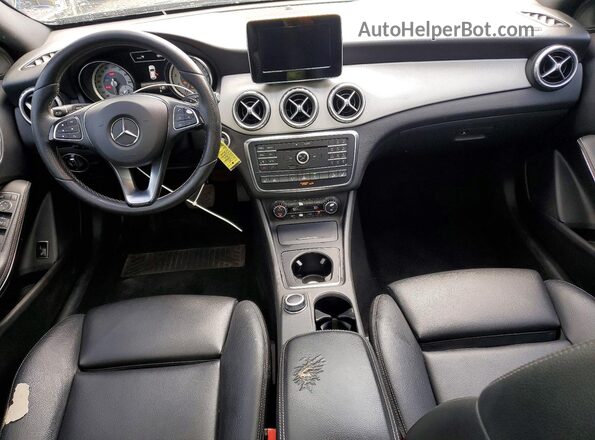 WDCTG4GB4HJ297541 2017 MERCEDES-BENZ GLA-CLASS Black 