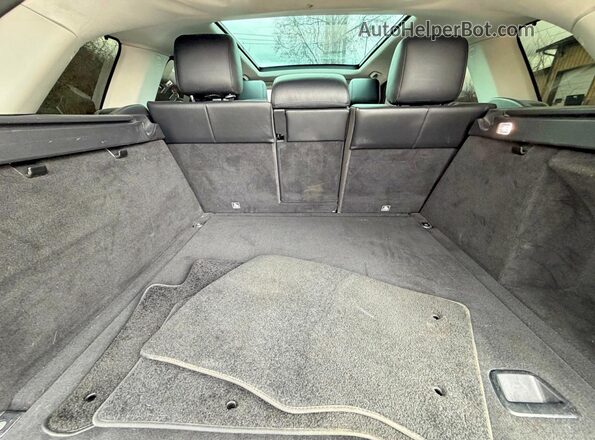 SALWG2FV6HA670381 2017 LAND ROVER RANGE ROVER White Вид задньої частини салону