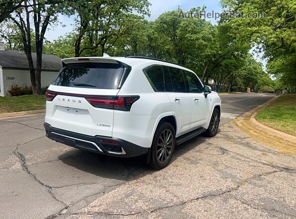 JTJMB7CX5R4065541 2024 LEXUS LX White Դիմացի տեսք