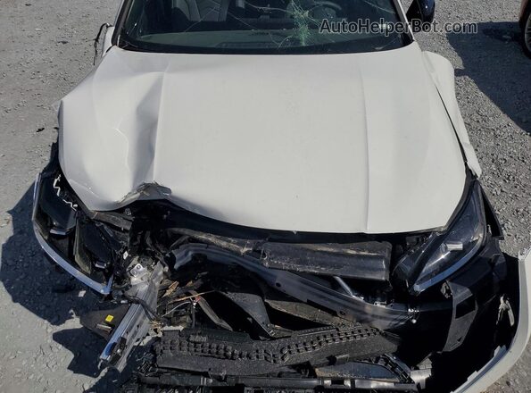 WBA83GG03T7U51912 2026 BMW 2 SERIES White Widok komory silnika