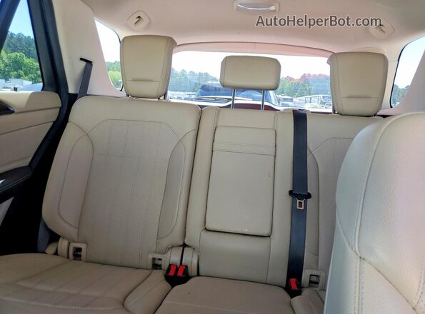 4JGDA5JB1JB030668 2018 MERCEDES-BENZ GLE White Вид задньої частини салону