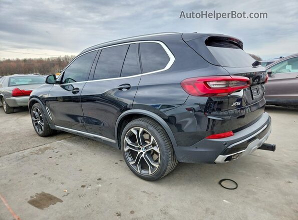 5UXTA6C05M9F32422 2021 BMW X5 Черный 