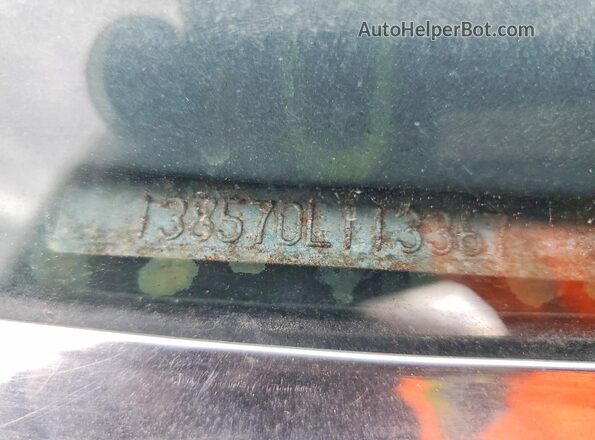 138570L113367 1970 CHEVROLET MONTE CARLO Silver Widok komory silnika