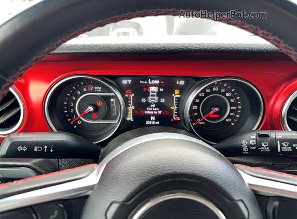 1C4HJXFG3MW846946 2021 JEEP WRANGLER Black ხელსაწყოთა პანელის ხედი