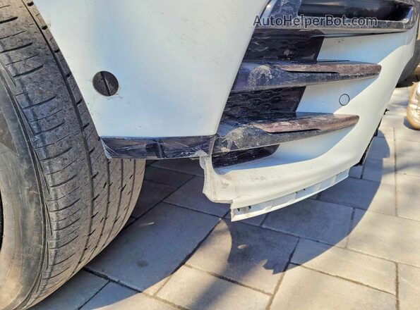 SALYL2RV5JA769750 2018 LAND ROVER RANGE ROVER White 