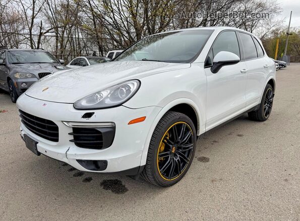WP1AA2A21JKA02261 2018 PORSCHE CAYENNE White Հետևի աջ