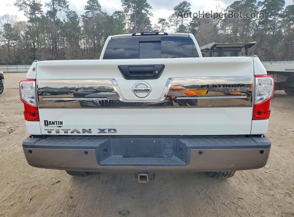1N6BA1F28HN553155 2017 NISSAN TITAN White Front interior view